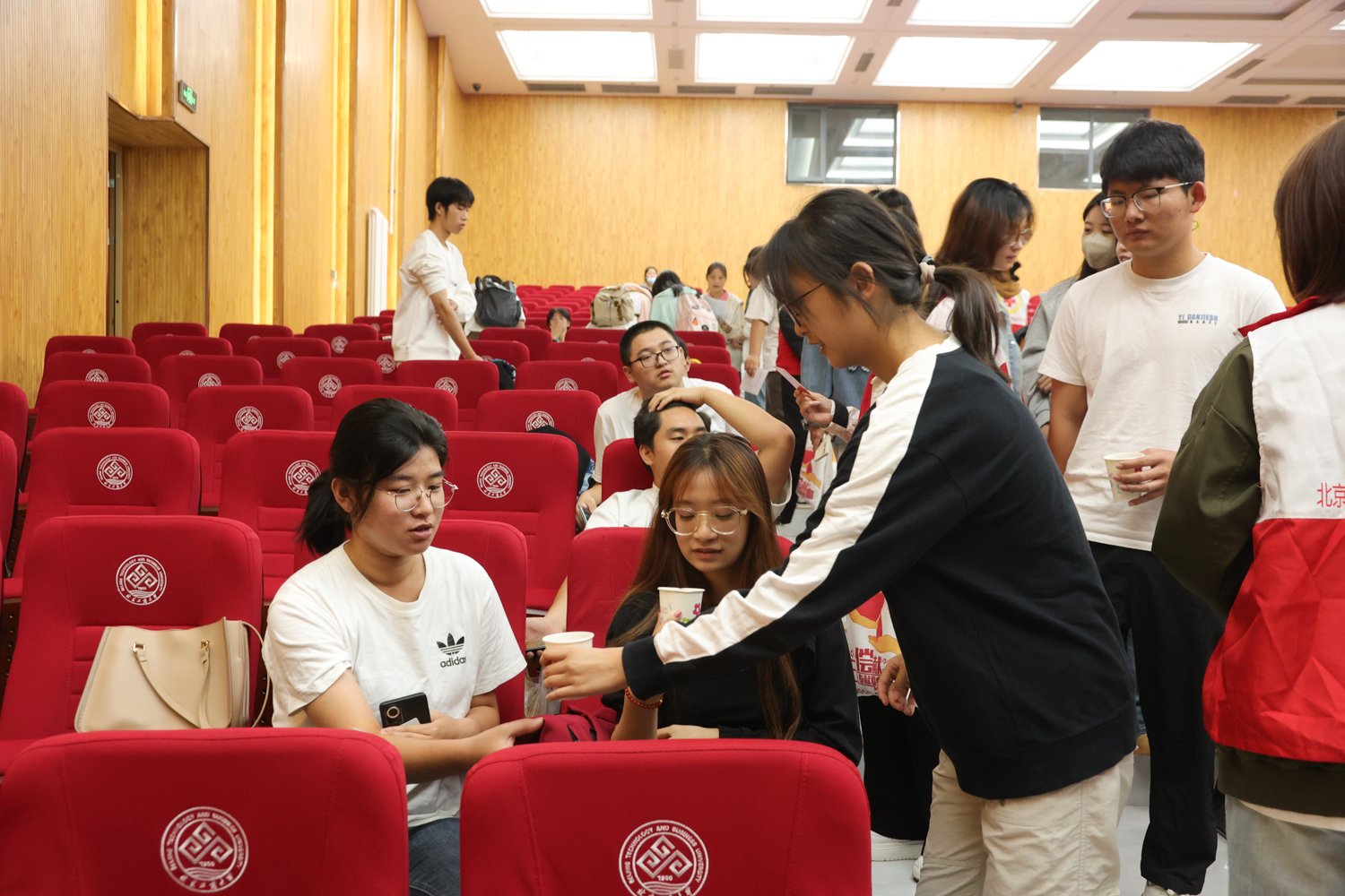 F6福鹿会_官方网站app下载