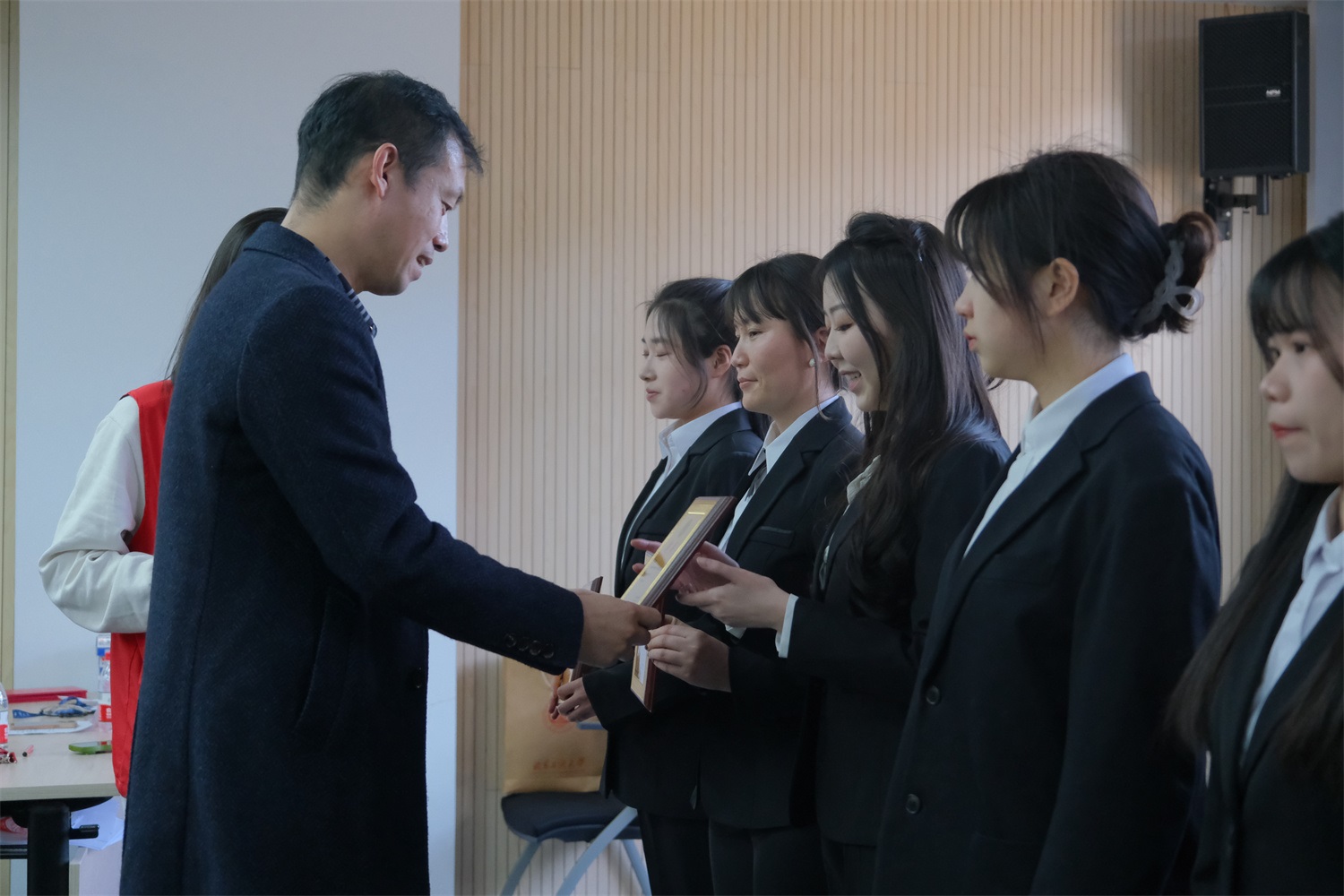 F6福鹿会_官方网站app下载